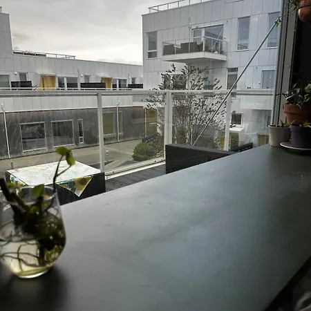 Cosy Was Ocean Front With Balcony In *